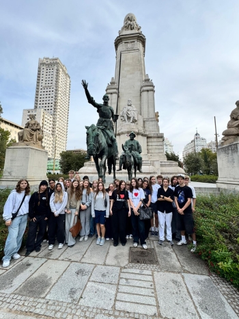 Zdjęcie WhatsApp 2025-10-20 o 22.07.09_a0431a76