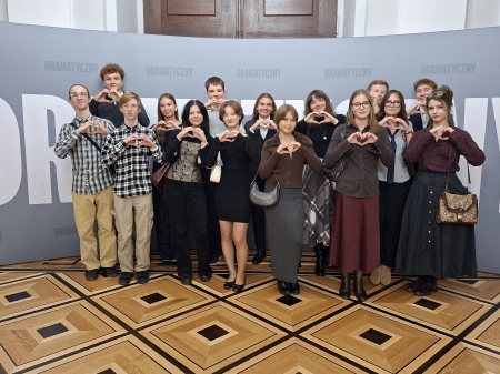 Uczniowie naszej szkoły w Teatrze Dramatycznym