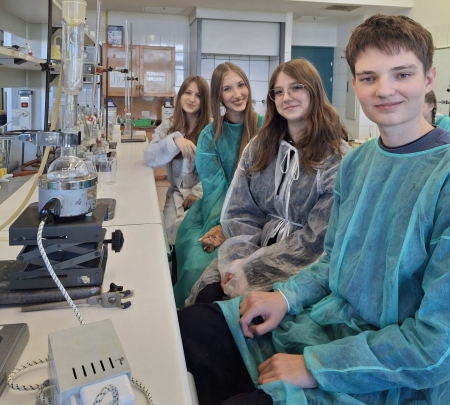 Klasa 2C na warsztatach chemicznych w SGGW!